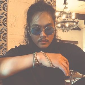 Meet your Posher, Star